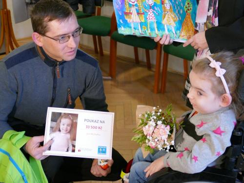 Děti pomáhají dětem - charitativní akce ,,Motomed pro Michalku,,